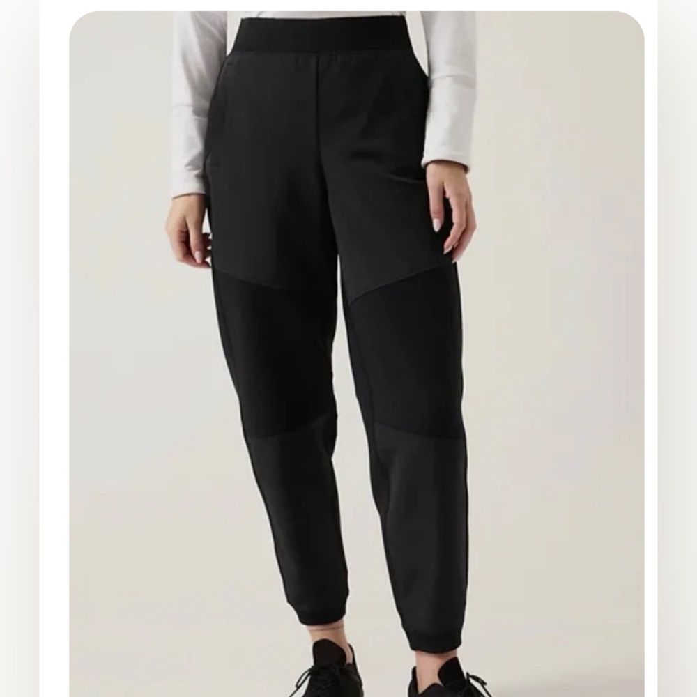 NWT Athleta Get Set Hybrid Jogger